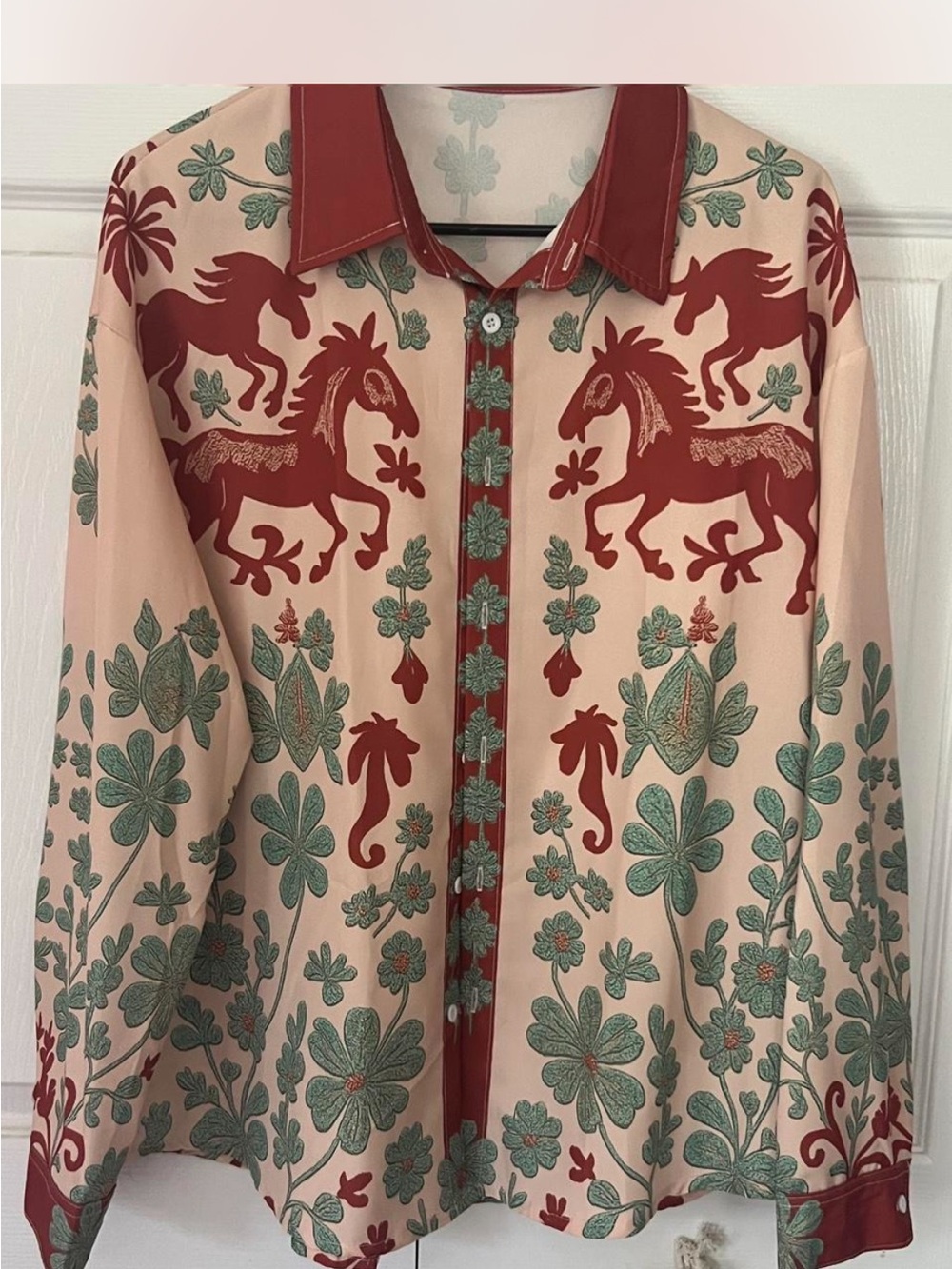 Horse and leaf print button down blouse size XL